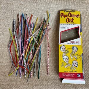 Vintage Chenille-Kraft Pipe Cleaner Art Kit Box w/ Stems Retro Holiday Craft